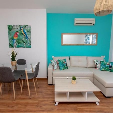 מאלגה Holidays By The Sea Apartments מראה חיצוני תמונה