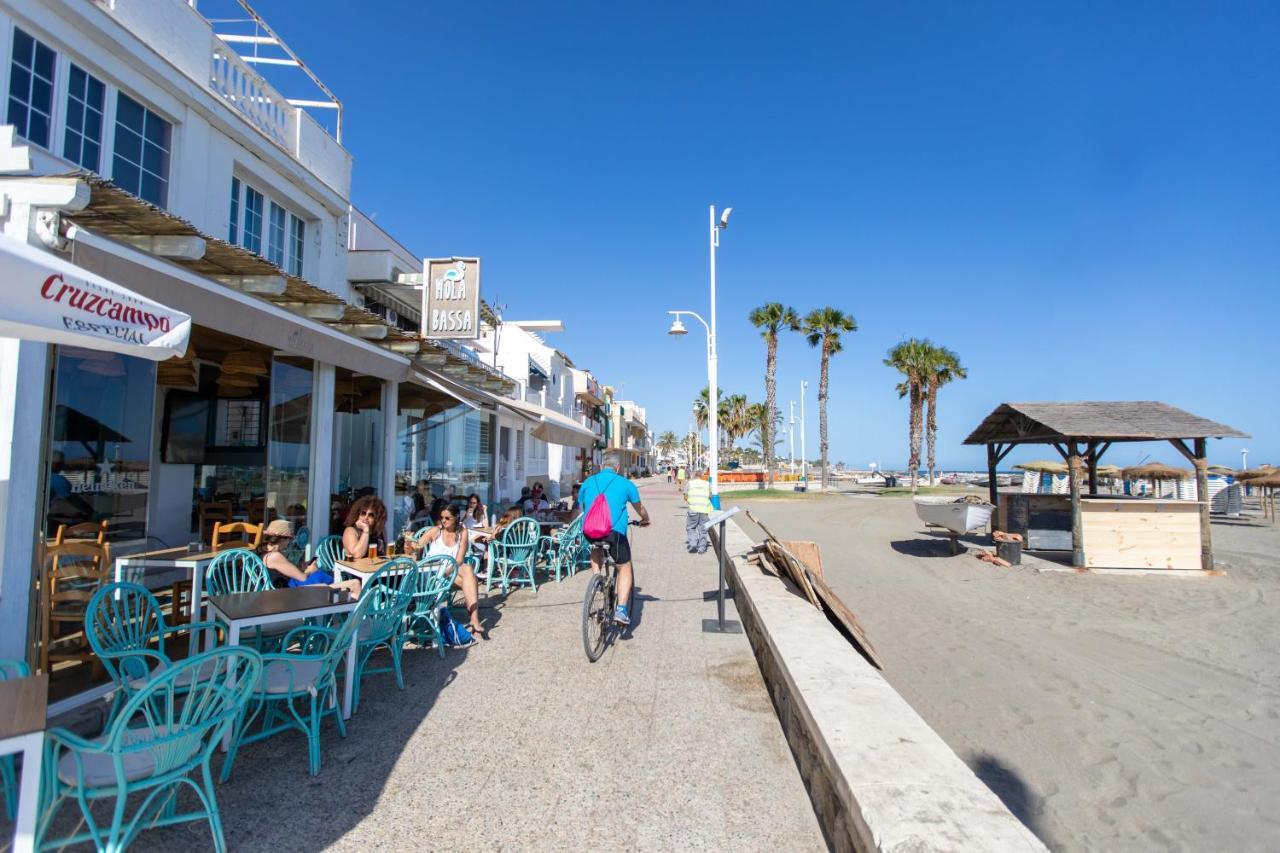 מאלגה Holidays By The Sea Apartments מראה חיצוני תמונה